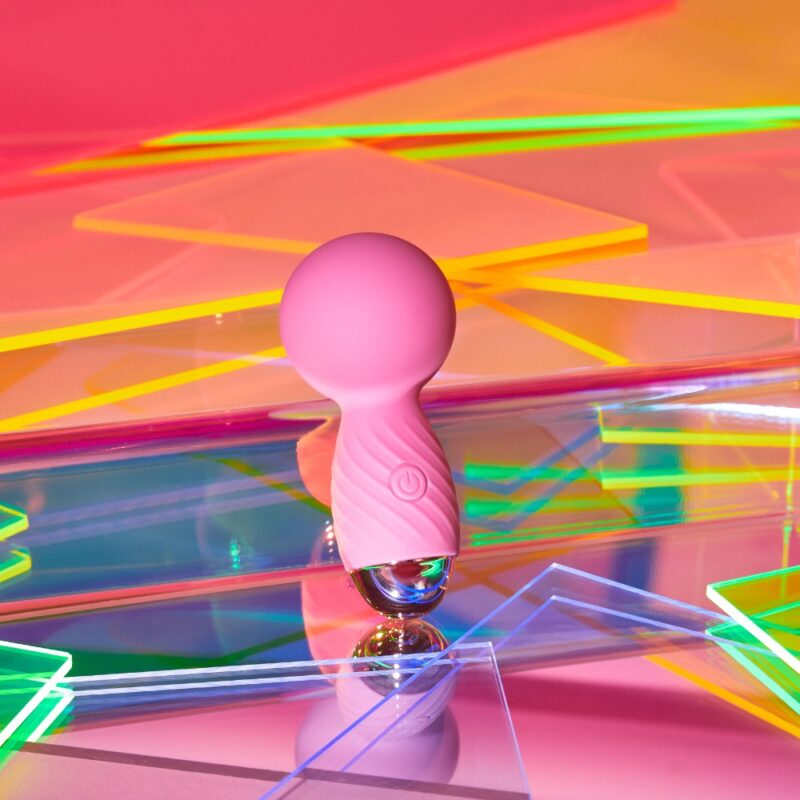 Love To Love Itsy Bitsy – Mini Wand Vibrator Pink Passion